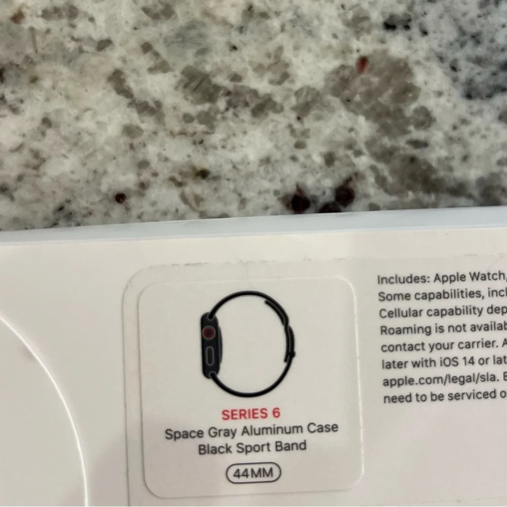 Apple Watch Series 6 with Black Band - Picture 4 of 4
